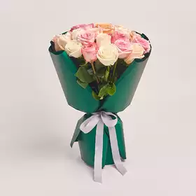 Bouquet of 25 peony Roses mix