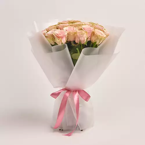 Product image Bouquet of 25 Roses Frutetto, packaging: Transparent, vendor code: 3190