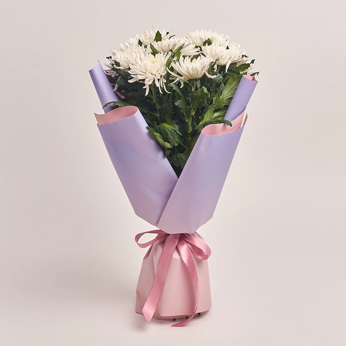 Product image Bouquet of 9 White Single Chrysanthemums, packaging: Gradiens violet, vendor code: 3225
