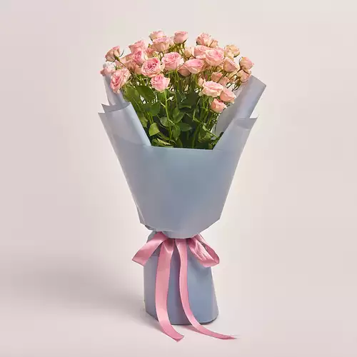 Product image Bouquet of 15 Light Pink Roses Spray, packaging: Gray, vendor code: 3227