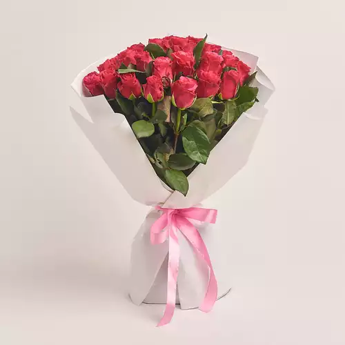 Product image Bouquet of 25 Roses Tacazzi, packaging: White, vendor code: 3270