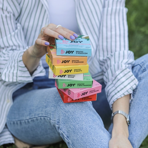 Product image Assorted Brownies Box & JOY, vendor code: 3304