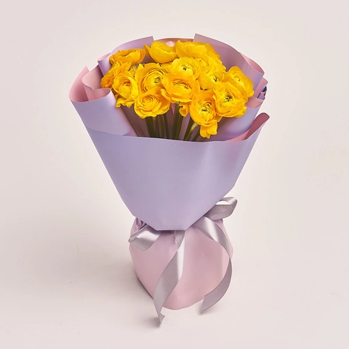 Product image Bouquet 15 Yellow Ranunculuses, packaging: Gradiens violet, vendor code: 3307