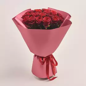 Букет 25 Красных роз Ред Наоми