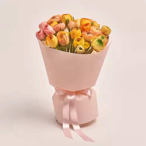 Product image Bouquet 25 Ranunculuses Pastel, packaging: Kafin rose, vendor code: 3392