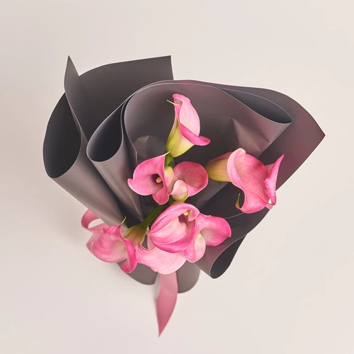 Product image Bouquet of 9 Pink Callas, packaging: 
Graphite, vendor code: 3468