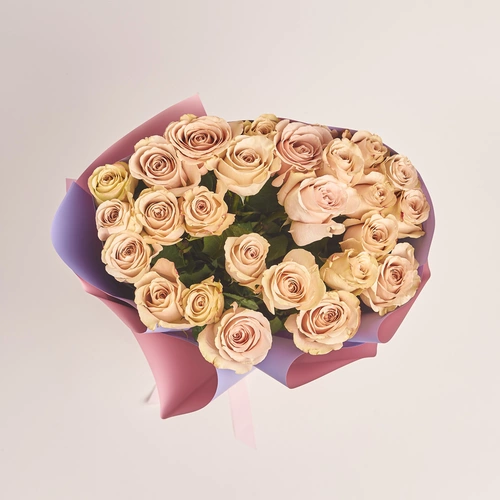 Product image Bouquet of 25 Quicksand Roses, packaging: Gradiens violet, vendor code: 3481