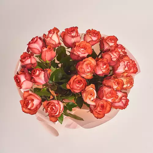 Product image Bouquet of 25 Iguana Roses, packaging: Kafin rose, vendor code: 3488