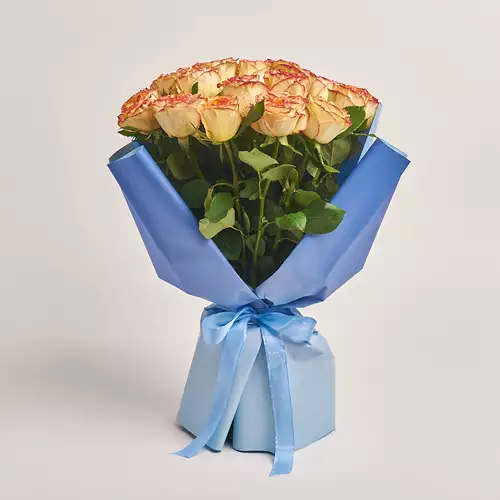 Product image Bouquet of 25 Aruba Roses, packaging: Gradiens blue, vendor code: 3491