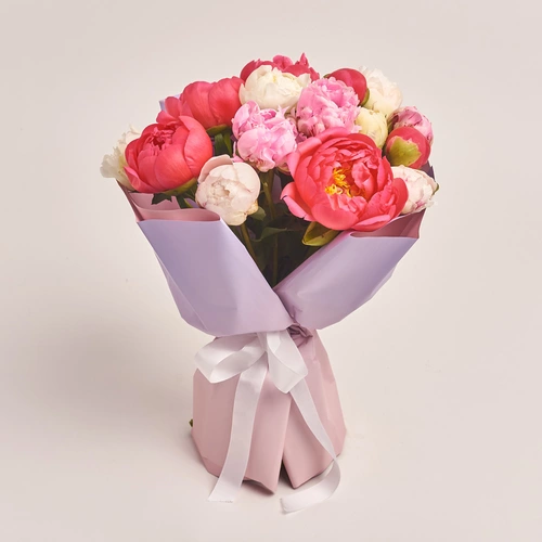 Product image Bouquet of 15 Bright Peonies mix, packaging: Gradiens violet, vendor code: 3503