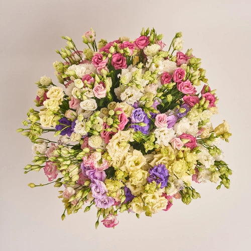 Product image Box of 51 Eustoma Mix, packaging: Pink, vendor code: 3512