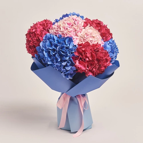 Product image Bouquet of 9 Bright Hydrangeas mix, packaging: Gradiens blue, vendor code: 3531