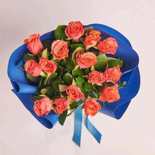 Product image Bouquet of 15 Roses Pink Tacazzi, packaging: Gradiens light blue, vendor code: 3564