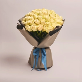 Bouquet of 51 Roses Albatros