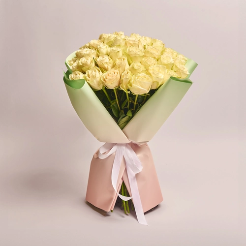 Product image Bouquet of 51 Roses Albatros, packaging: Gradiens pink, vendor code: 3572