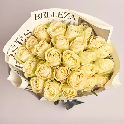 Product image Bouquet of 25 Roses Albatros, packaging: Newspaper, vendor code: 3574
