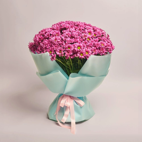 Product image Bouquet 51 Dark pink Chrysanthemum Chamomile, packaging: Blue, vendor code: 3576