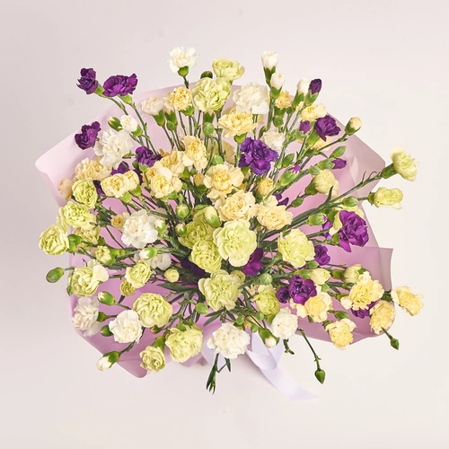 Product image Bouquet 25 Carnations Spray Mix, packaging: Purple, vendor code: 3589