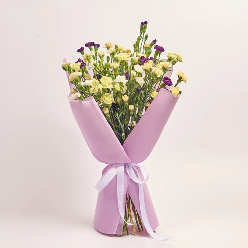 Product image Bouquet 25 Carnations Spray Mix, packaging: Purple, vendor code: 3589