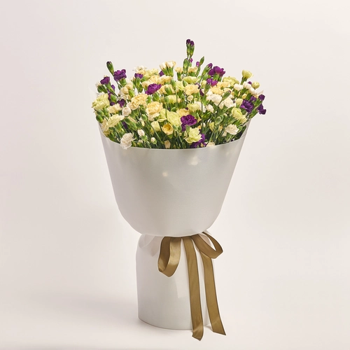 Зображення товару Букет 51 Гвоздика Спрей Мікс, пакування: Біла, артикул: 3590