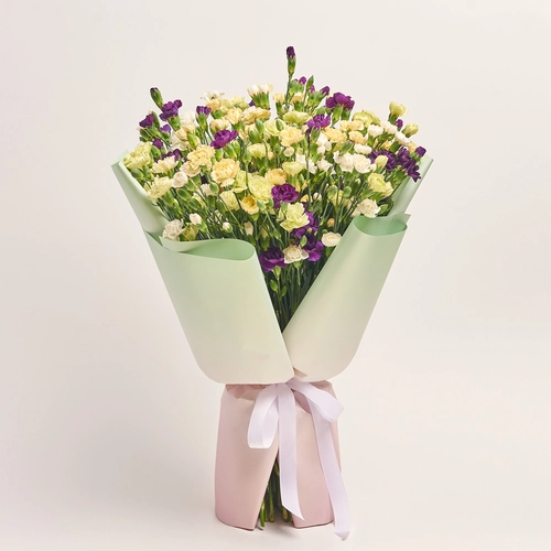 Product image Bouquet 51 Carnations Spray Mix, packaging: Gradiens tiffany, vendor code: 3590