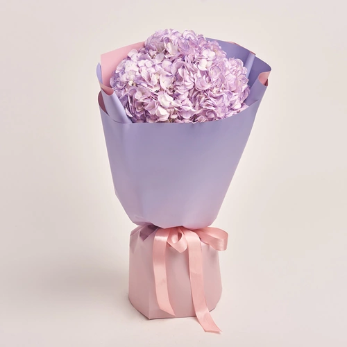 Product image Bouquet of 3 Lavender Hydrangeas, packaging: Gradiens violet, vendor code: 3592