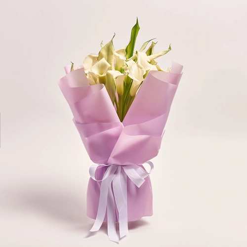 Product image Bouquet of 25 White Callas, packaging: Purple, vendor code: 3596