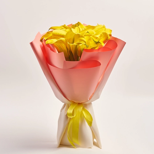 Product image Bouquet of 25 Yellow Callas, packaging: Gradiens pink, vendor code: 3598