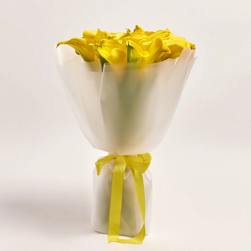 Product image Bouquet of 25 Yellow Callas, packaging: Transparent, vendor code: 3598