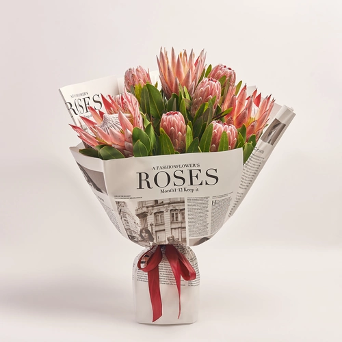 Product image Bouquet of 9 Proteas Mix, packaging: Newspaper, vendor code: 3602