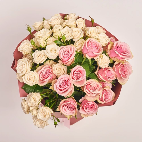 Product image Bouquet Duo with pink Roses and white Spray, packaging: Coral, vendor code: 3627
