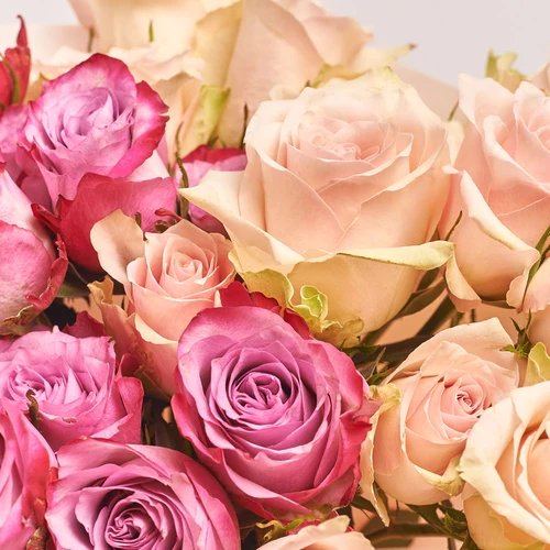 Product image Bouquet Duo with purple and pink Roses, packaging: Kafin cream, vendor code: 3629