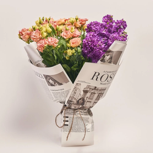 Product image Bouquet Duo with Eustomas and Mattiolas, packaging: Newspaper, vendor code: 3631