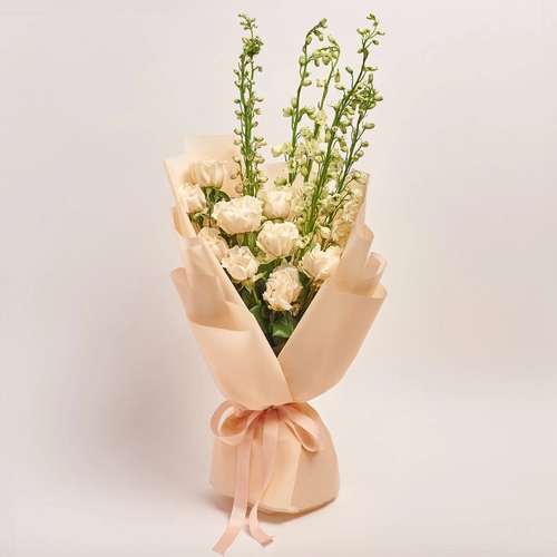 Product image Bouquet Duo with Roses and Delphiniums, packaging: Cream, vendor code: 3637