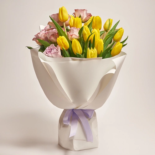 Product image Вouquet Duo with Roses and Tulips, packaging: White, vendor code: 3642