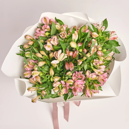 Product image Bouquet of 25 pink Alstroemerias, packaging: White, vendor code: 3659