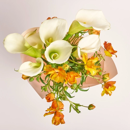 Product image Duo Bouquet with Cаllas and Ranunculuses, packaging: Kafin rose, vendor code: 3789