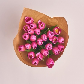 Букет 25 Фиолетовых Тюльпанов