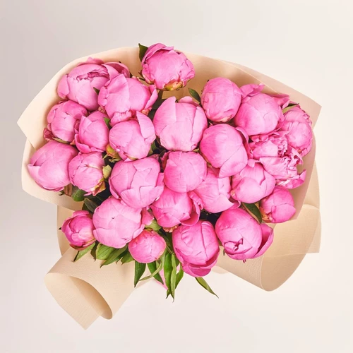 Product image Bouquet of 25 Peonies Alex Fleming, packaging: Kafin cream, vendor code: 3825
