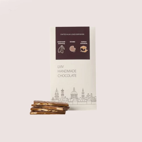 Milk chocolate with salted caramel and cookies