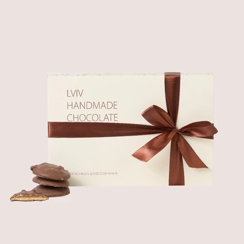 Изображение товара Печенье с карамелью и фундуком 