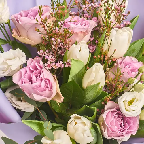 Изображение товара Букет 646, упаковка: Градиент фиолетовый, артикул: 2381