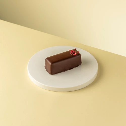 Product image Glazed bar with raspberry filling, vendor code: 4032