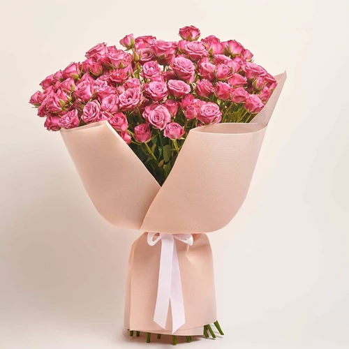 Product image Bouquet of 25 Purple Roses Spray, packaging: Kafin cream, vendor code: 4058