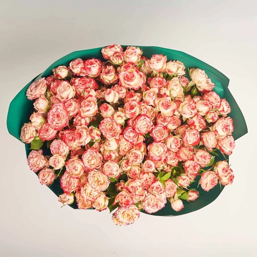 Product image Bouquet of 25 Roses Sunset Magic, packaging: Green, vendor code: 4076