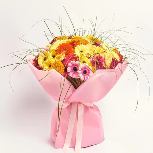 Product image Bouquet of 101 Gerberas Mini Mix, packaging: Pink, vendor code: 4086