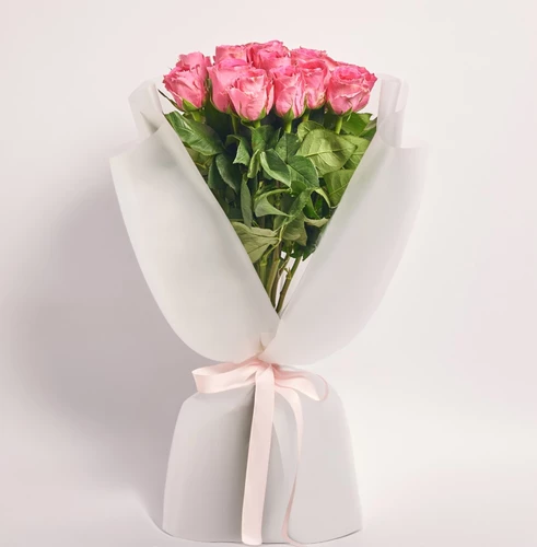 Product image Bouquet of 15 Roses Waterheim, packaging: Transparent, SKU: 4109