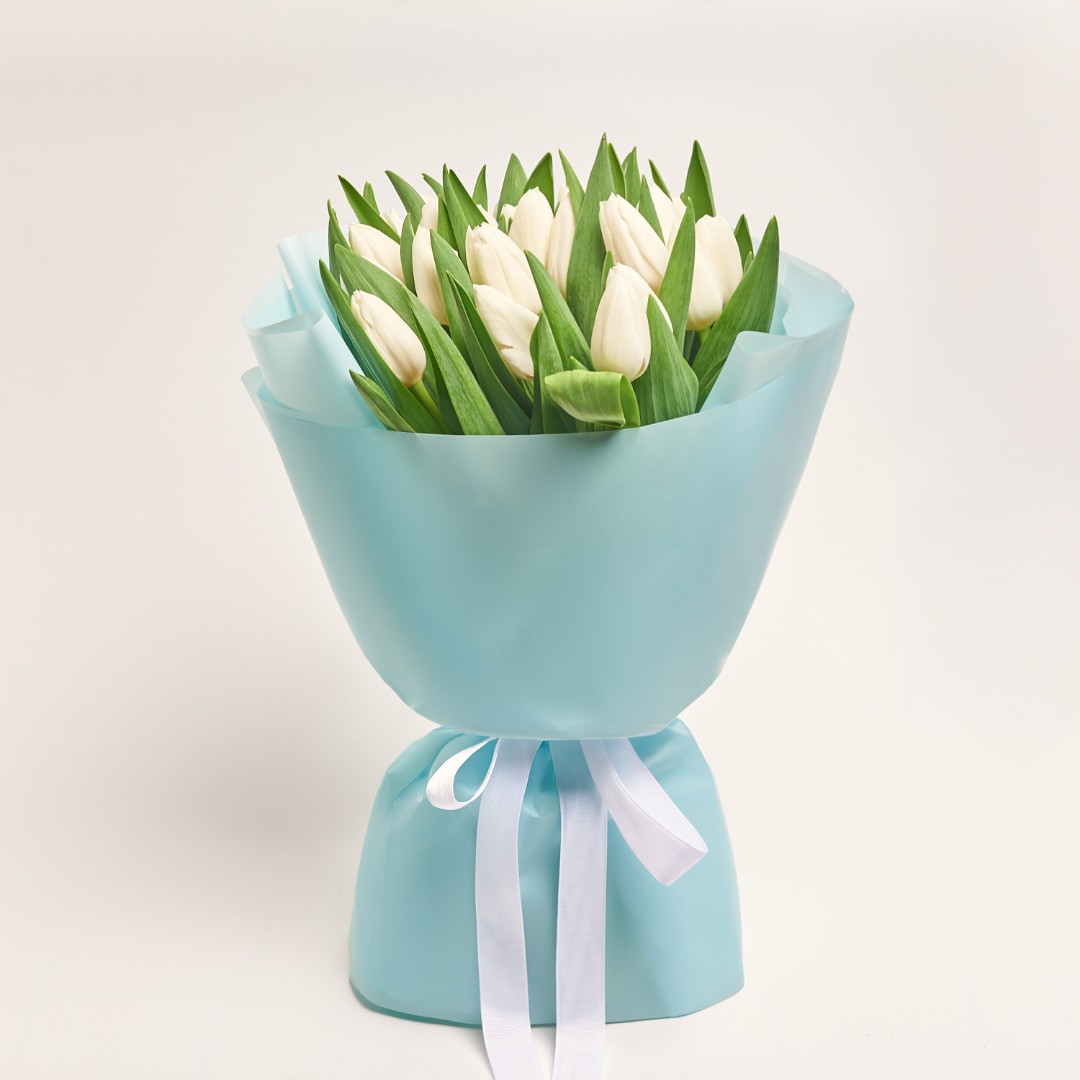 Product image Bouquet of 25 White tulips, vendor code: 2257