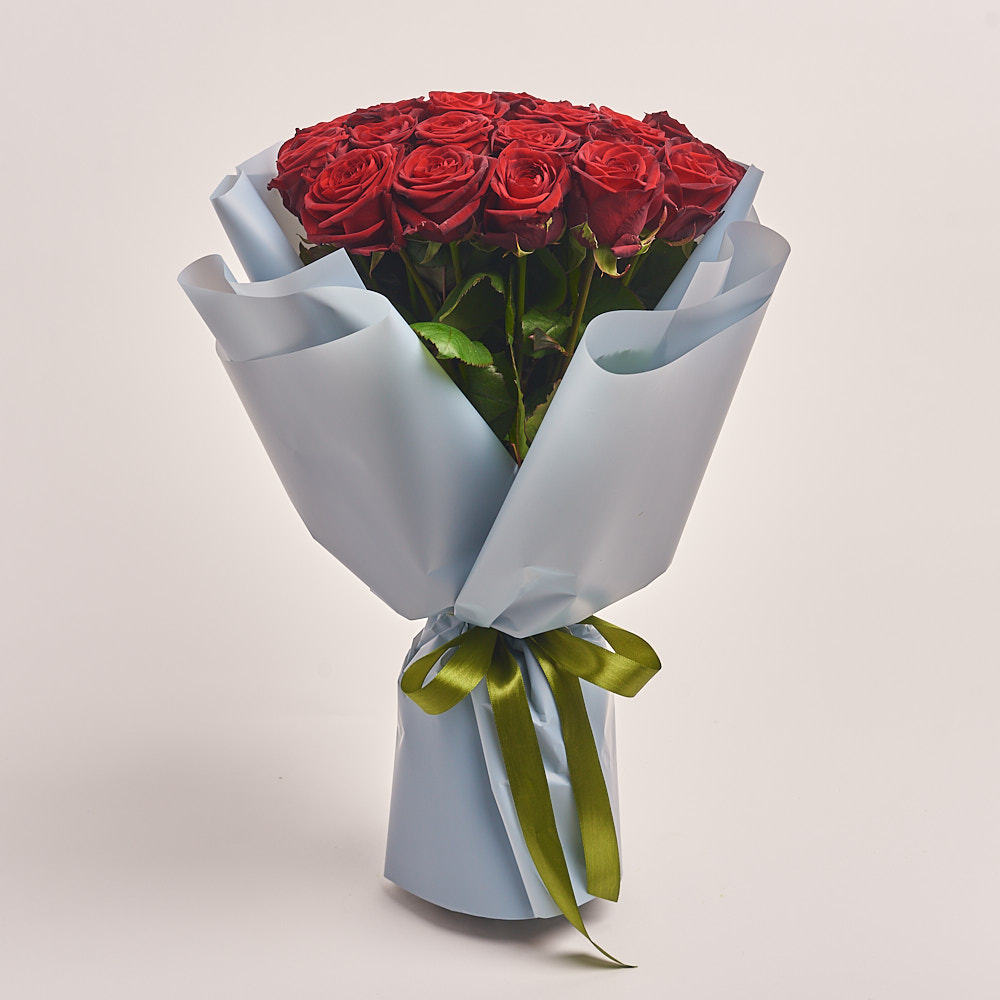 Product image Bouquet 25 Roses Red Naomi, packaging: Gray, vendor code: 3337