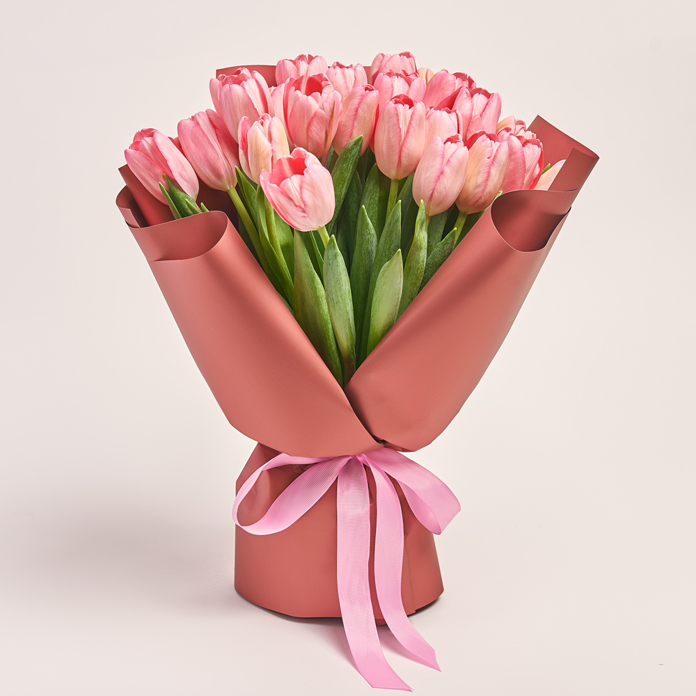 Product image Bouquet of 25 pink Tulips Classic, packaging: Coral, vendor code: 3729